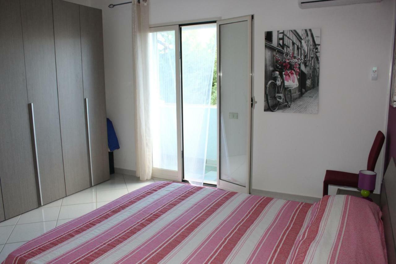 Appartamento Santa Lucia 체팔루 외부 사진